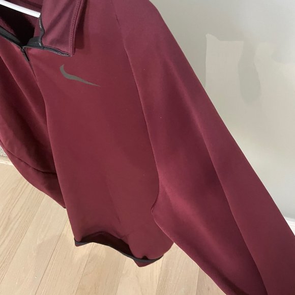 Men's Nike Dri-Fit  Performance Hoodie - Picture 3 of 5